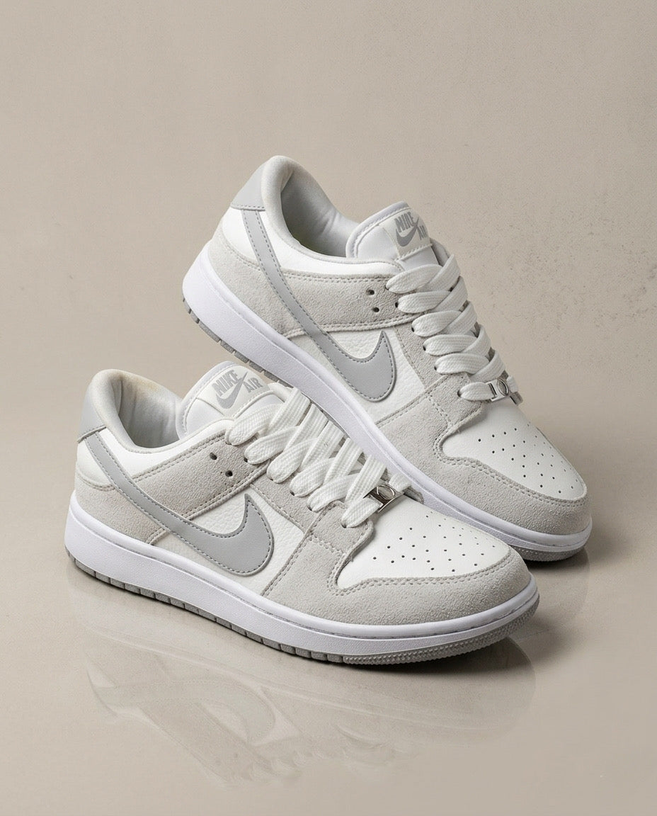 TENIS BEIGE DUNK MUJER